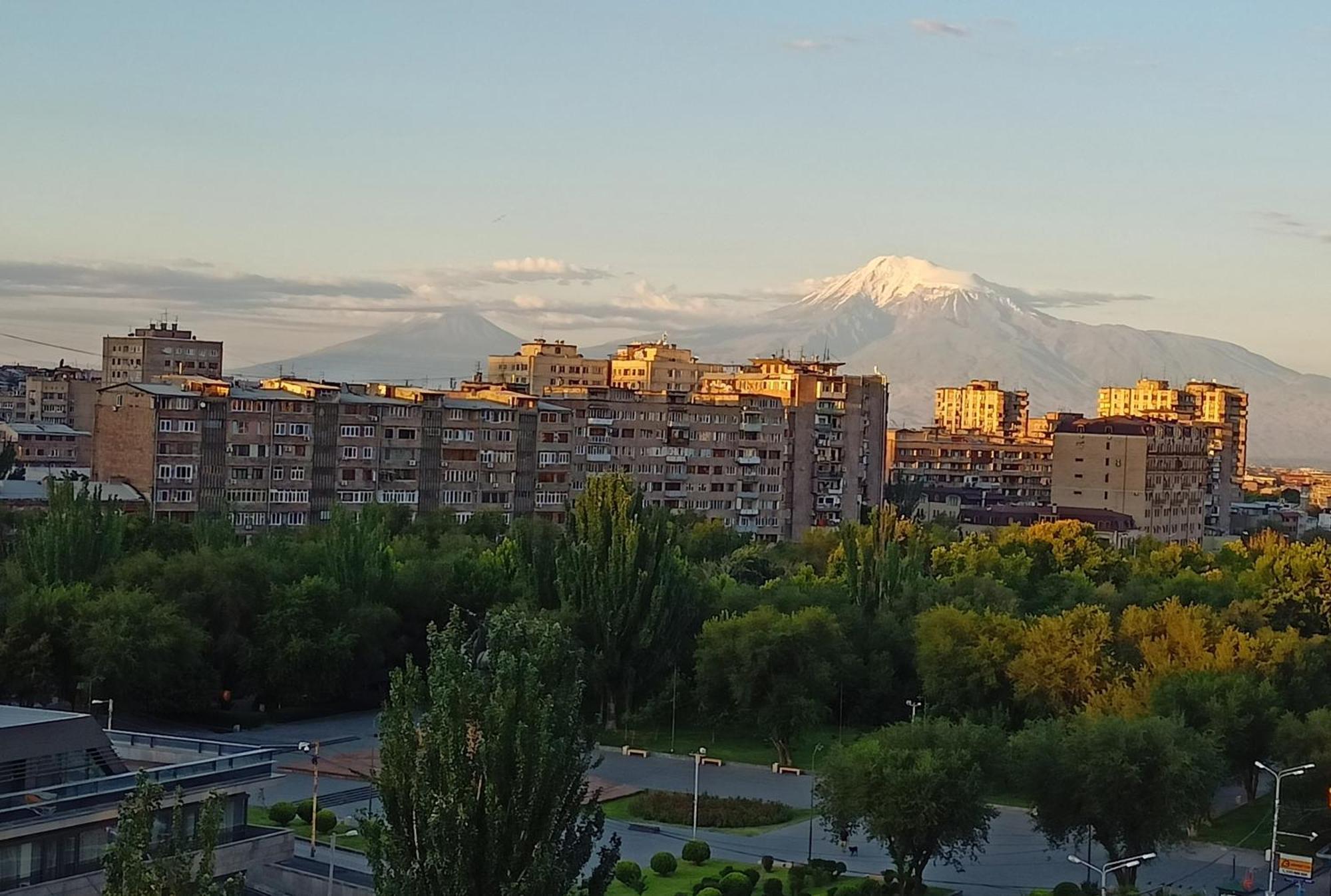 Umba Apartment N4 - Balcony And Mount Ararat View Yerevan Luaran gambar